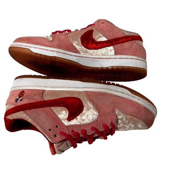 Nike Dunk Low SB x Strange Love Valentines Day Pink Red CT2552-800 Sz 8 - Picture 8 of 12
